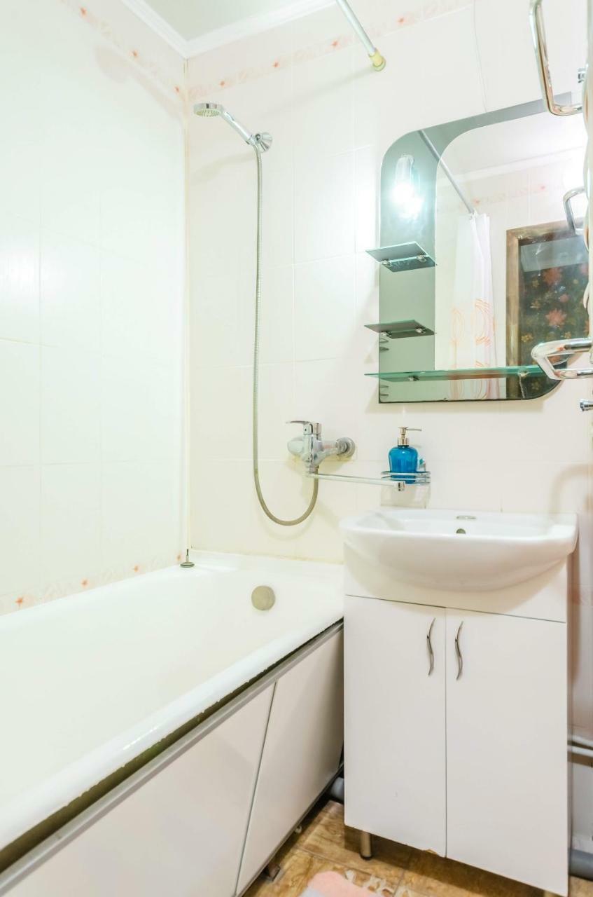 Kozzy Apartment In Kiev City Center Lu7 Exteriér fotografie
